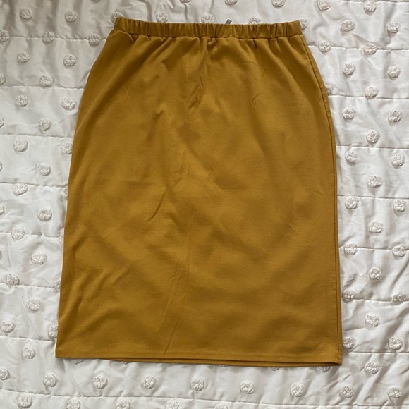 8 Large Size pencil midi skirts - Picture 7 of 9